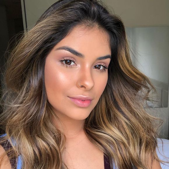 'Muita gente começou até criar motivos, muita gente disse que nós nos separamos porque ele quer ter filho e eu não quero, que eu deixei de seguir o Anderson e ele deixou de me seguir, que ele parou de usar aliança, mas ele não usa há mais de um ano', disse Munik Nunes