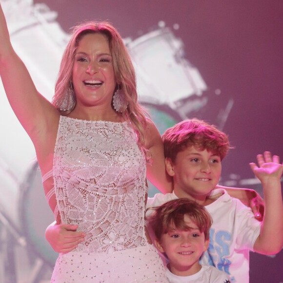 Mãe de Davi e Rafael, Claudia Leitte voltou a buscar inspiração hebraica para batizar a filha, Bela: 'Prometida do Senhor'