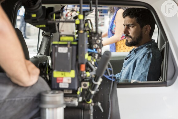 Renato Góes grava cenas no papel de Jamil, seu próximo personagem na novela 'Órfãos da Terra', que substituirá 'Espelho da Vida' em março de 2019