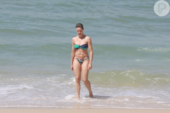 Bianca Rinaldi curtiu o sol desta quarta-feira, 24 de setembro de 2014, na praia da Barra da Tijuca, na Zona Oeste do Rio de Janeiro