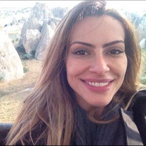 Cleo na versão loira! Qual estilo é o seu preferido?