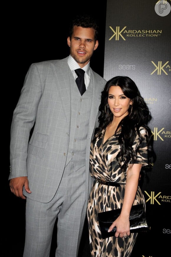 O advogado do jogador de basquete Kris Humphries, ex-marido de Kim Kardashian, pede demissão alegando que seu cliente está se excedendo com alegações para o pedido de anulação do casamento, em 15 de fevereiro de 2013
