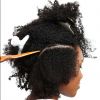 Separe o cabelo em 3 partes para fazer as tranças laterais