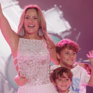 Mãe de Davi e Rafael, Claudia Leitte está grávida de Bella