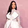 O jumpsuit com laço gigante usado por Rihanna no Diamond Ball 2018 foi supercomentado