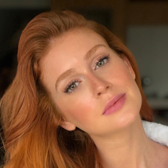 Marina Ruy Barbosa negou ter envolvimento com José Loreto, seu par romântico na novela 'O Sétimo Guardião'