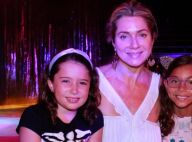 Fofas! Leticia Spiller leva a filha para se divertir no circo. Veja fotos!
