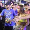 Neymar chegou acompanhado da cantora Anitta em Carnaval do Rio