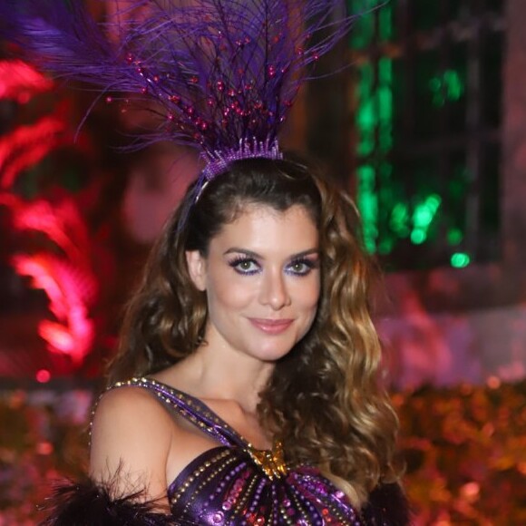 Alinne Moraes prestigiou o Baile da Arara nesta terça-feira de carnaval, 5 de março de 2019