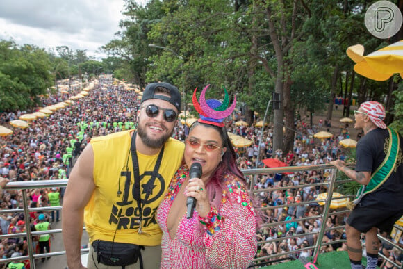 Preta Gil recebeu o marido, Rodrigo Godoy, em bloco neste domingo, 10 de março de 2019, no Parque Ibirapuera, em São Paulo