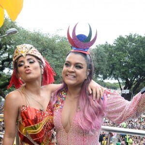 Lexa foi convidada por Preta Gil para cantar em bloco neste domingo, 10 de março de 2019