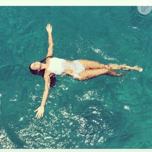 Bruna Marquezine curtiu as praias de Fernando de Noronha