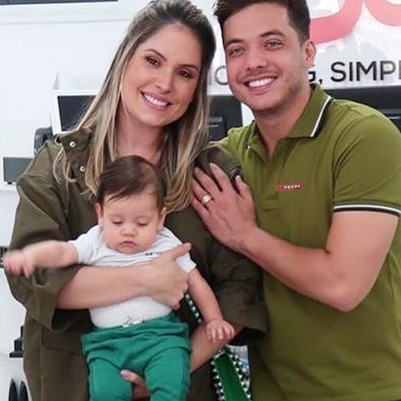 Wesley Safadão foi filmado pela mulher, Thyane Dantas, ao dançar com o filho caçula, Dom: 'Papai superfeliz porque deu certo. Ele estava chorando, mas agora está tranquilo'