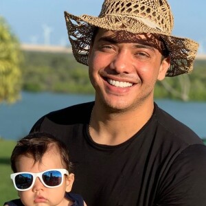 Filho mais novo de Wesley Safadão, Dom rouba a cena com frequência na web