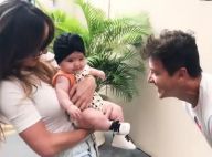 It baby girl! Filha de Sabrina Sato, Zoe combina 3 looks em passeio à Record