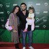 Yanna Lavigne e Bruno Gissoni levaram a filha, Madalena, para a estreia do espetáculo 'Ovo', do Cirque du Soleil