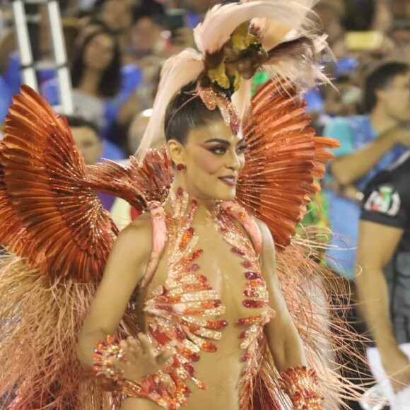 Juliana Paes desfilou por dois carnavais na Grande Rio: 'Fui acarinhada, paparicada, amada, recebi muitas demonstrações de afeto por todos ali!'