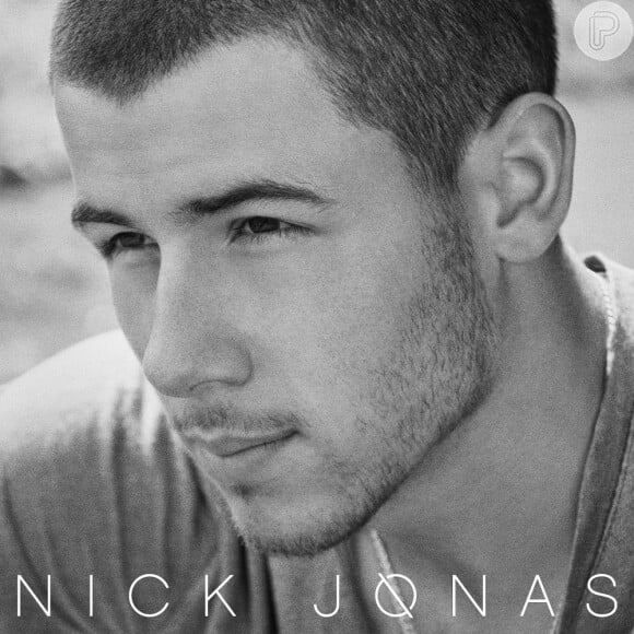 Nick Jonas lança seu novo álbum, que leva o seu nome, no dia 11 de novembro