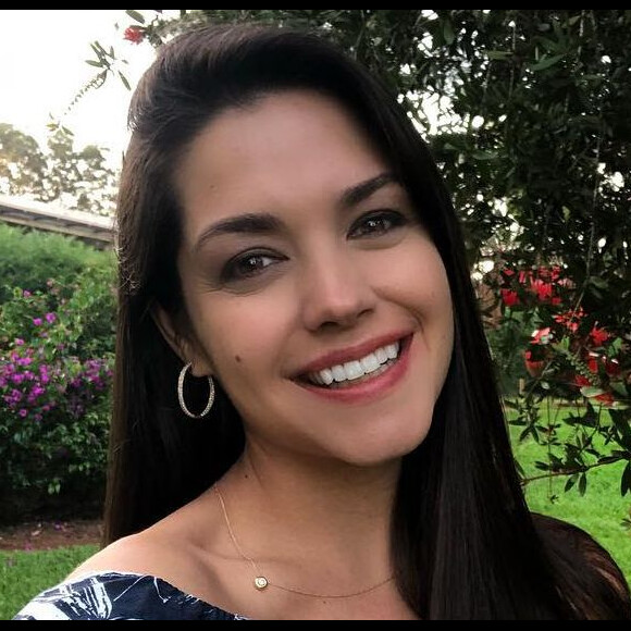 Thais Fersoza encantou os seguidores ao aparecer sem maquiagem nesta terça-feira, 26 de março de 2019