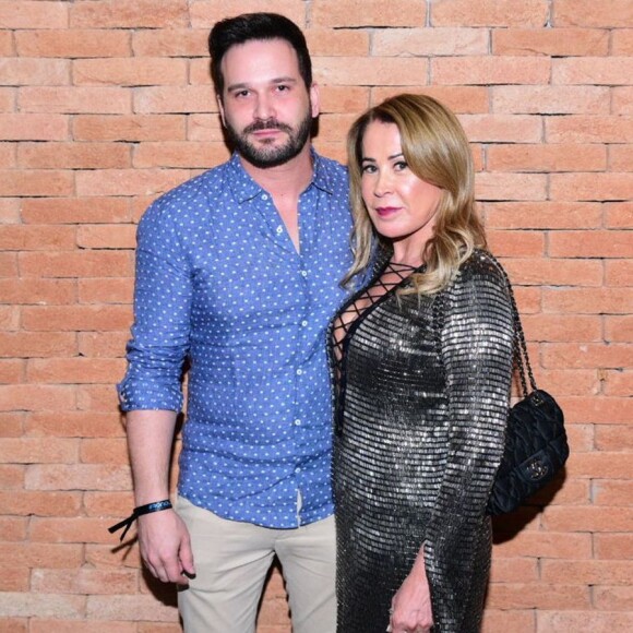 Zilu Camargo negou fim de relacionamento com namorado