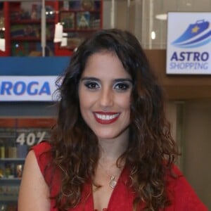 Camilla Camargo sentiu vontade de comer palmito