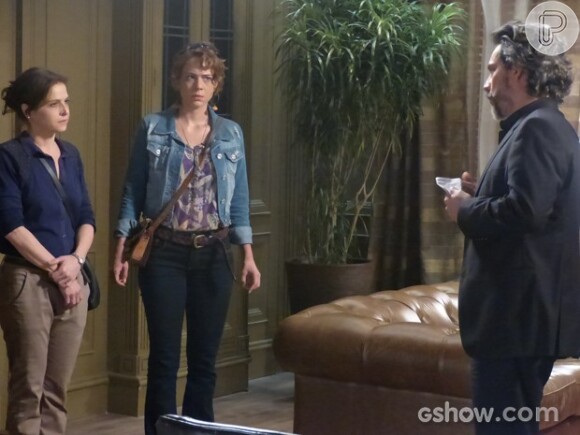 José Alfredo (Alexandre Nero) irá até a casa de Cristina (Leandra Leal) dar a notícia da decisão