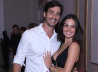 Momento fofura: Isis Valverde filma o filho acariciando André Resende. Vídeo!