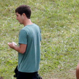 Filha de Cauã Reymond, Sofia curtiu o dia ao ar livre em Minas Gerais