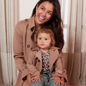 Yanna Lavigne e a filha, Madalena, combinaram look da Amaro em ensaio do Dia das Mães