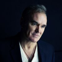 Morrissey cancela turnê para tratar câncer: 'Estou debilitado'