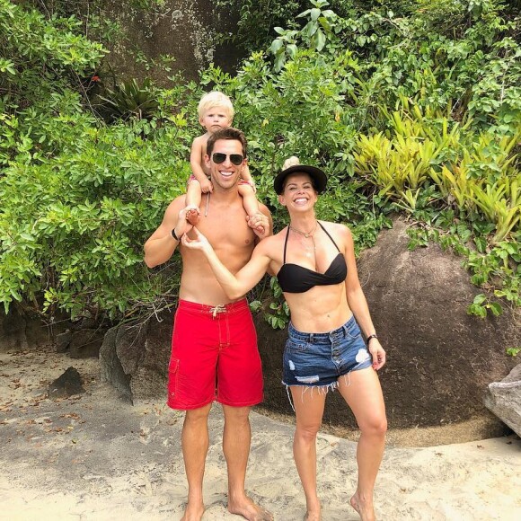 Filho de Karina Bacchi, Enrico chama Amaury Nunes de pai