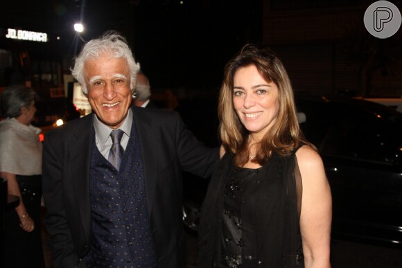 Escritor Ziraldo esteve na festa de casamento da atriz Letícia Sabatella em dezembro de 2013