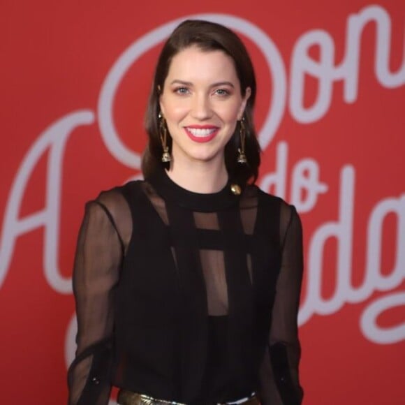 Nathalia Dill revela noivado com músico Pedro Curvello durante coletiva de imprensa de 'A Dona do Pedaço' nesta quinta-feira, dia 02 de maio de 2019