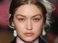 Prada aposta na make neon e tendência já é queridinha nas passarelas brasileiras