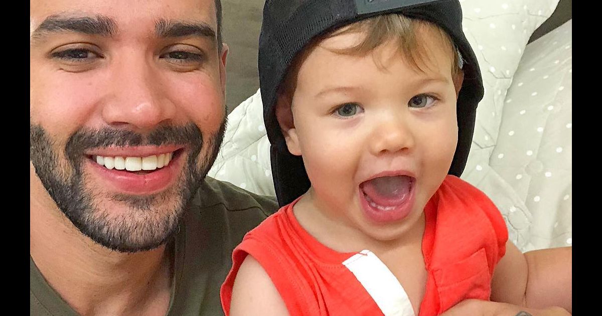 Gusttavo Lima disse que o filho Gabriel de ano mostra talento para a música Purepeople