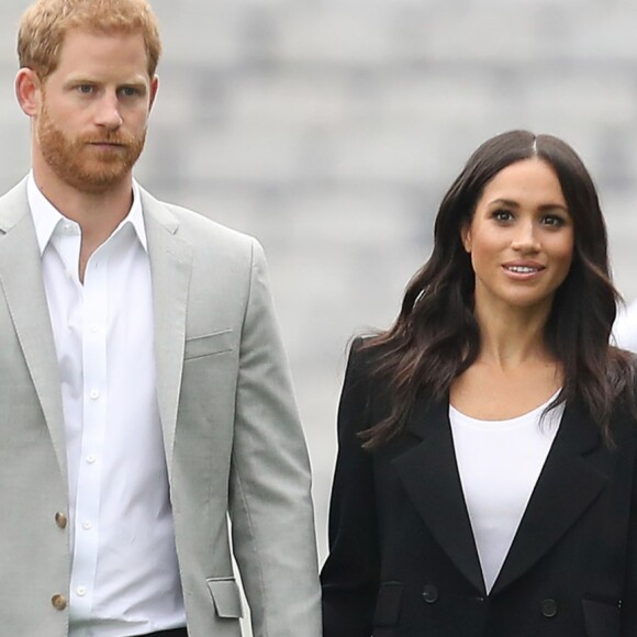 Filho de Meghan Markle e o príncipe Harry é o sétimo na linha de sucessão ao trono britânico atrás do avô, do tio, dos três primos e do pai