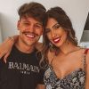 Casado com Gabi Brandt, Saulo Poncio esclarece foto polêmica com fã: 'Trato com muito carinho'