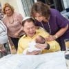 Silvio Santos se emocionou com neto Senor em cerimônia de circuncisão