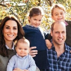 Kate Middleton e Príncipe William fizeram uma visita oficical ao bebê Sussex nesta terça-feira, dia 14 de maio de 2019