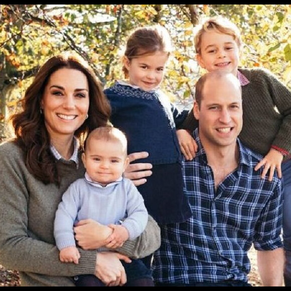 Kate Middleton e Príncipe William fizeram uma visita oficical ao bebê Sussex nesta terça-feira, dia 14 de maio de 2019