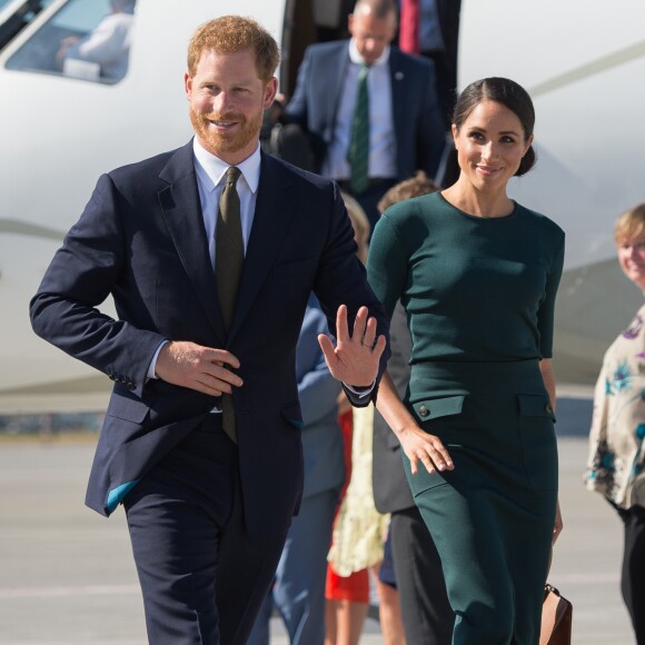 Filho de Meghan Markle e Príncipe Harry ainda não conhece o avô, Príncipe Charles