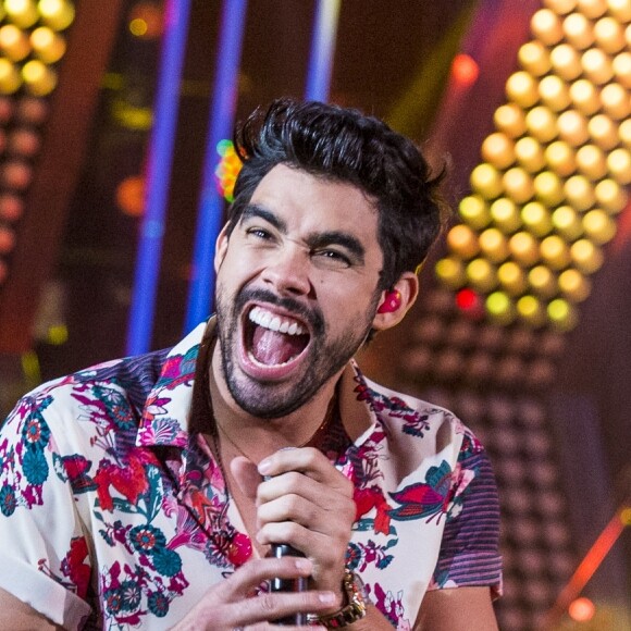 Cantor Gabriel Diniz morreu após acidente aéreo aos 28 anos