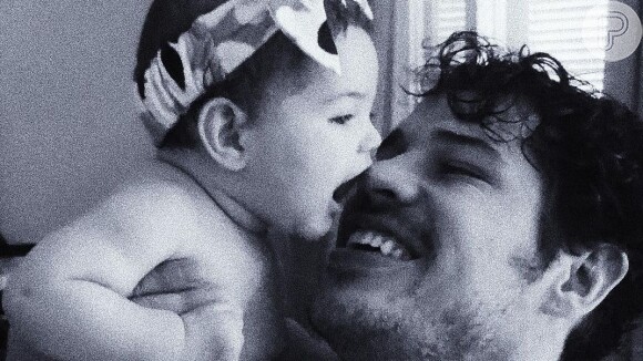 José Loreto encantou em vídeo postado no Instagram Stories com a filha, Bella, nesta quarta-feira, dia 29 de maio de 2019