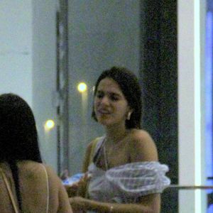 Bruna Marquezine usou sandália Gucci de $ 890