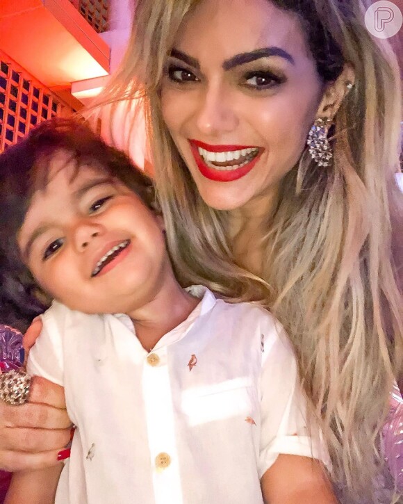 Kelly Key compartilhou várias fotos do filho caçula, Artur, de 2 anos, fruto do seu casamento com o empresário Mico Freitas