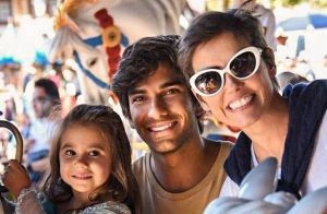 Momento pai e filha! Hugo Moura pinta unhas de Maria Flor e Deborah Secco elogia