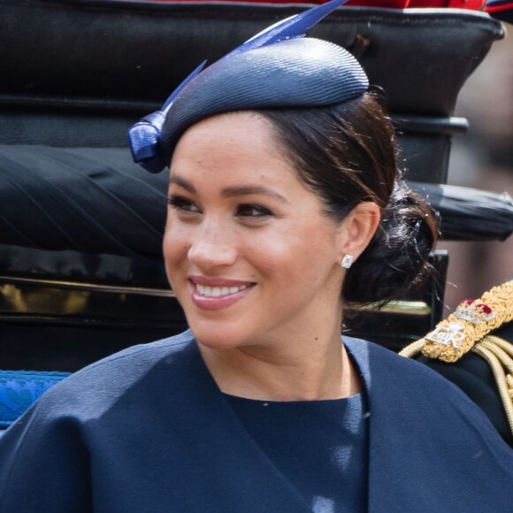 Meghan Markle foi repreendida por Príncipe Harry por atitude no 'Troomping The Colour'