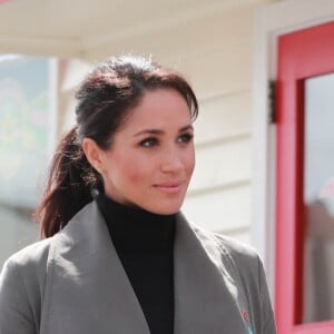 Meghan Markle levou alerta do marido, Príncipe Harry por ter se virado em momento inapropriado