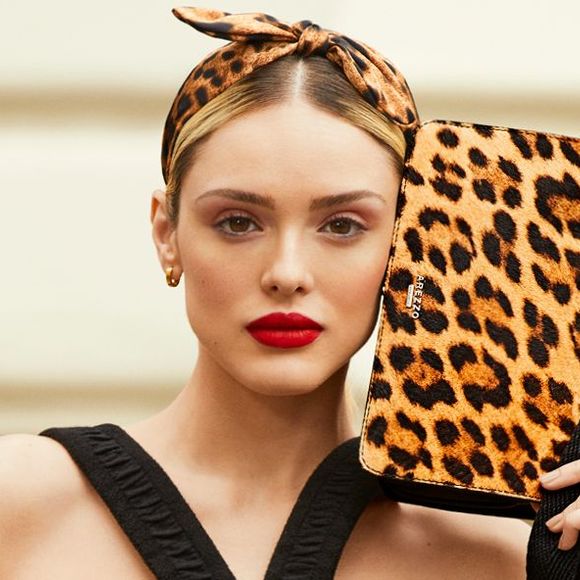 Isabelle Drummond posa para campanha de moda com as principais tendências do inverno 2019. Vem ver!