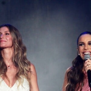 Ivete Sangalo ganhou elogio de Ivete Sangalo, Juliana Paes, Eliana, Solange Almeida e mais famosas em fotos de biquíni